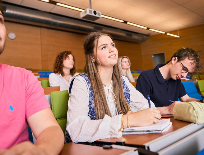VT studenten in collegezaal
