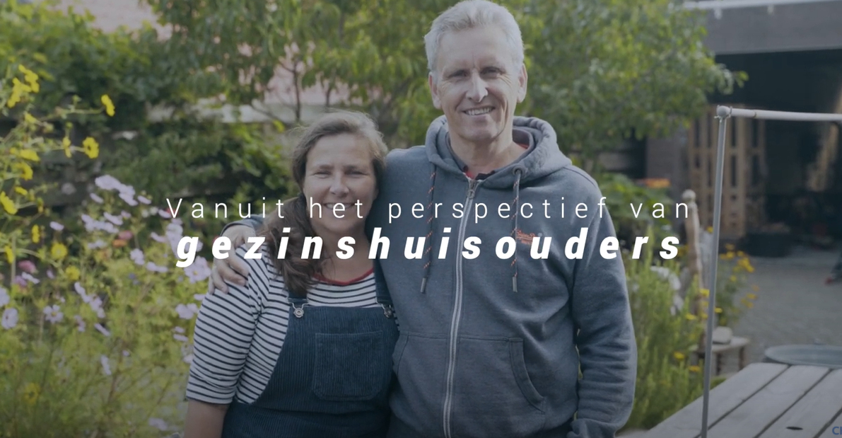 Jeroen en Dieneke vertellen over het belang van samenwerking tussen gezinsouders en ouders.